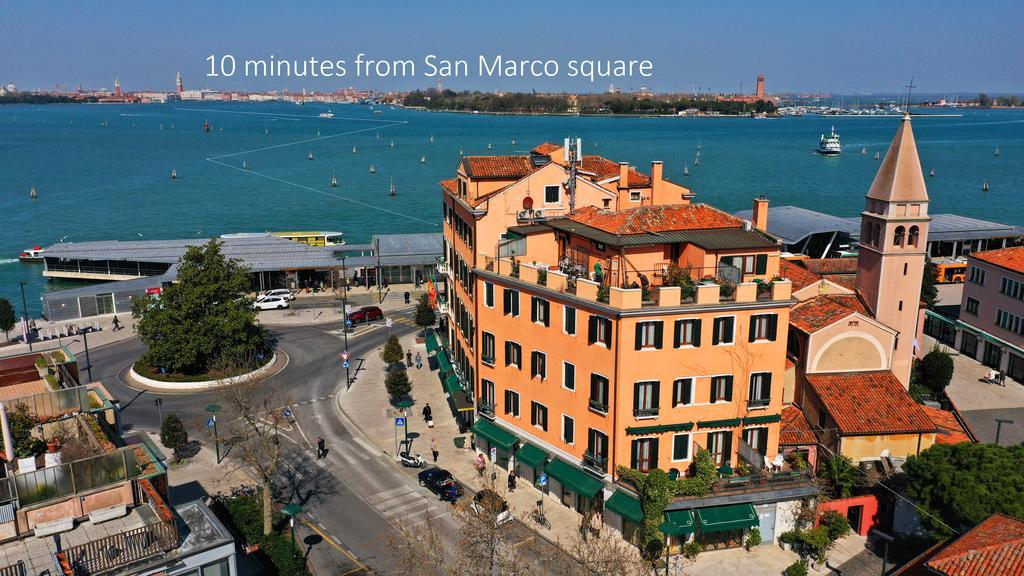 Hotel Riviera Venezia Lido Exterior photo